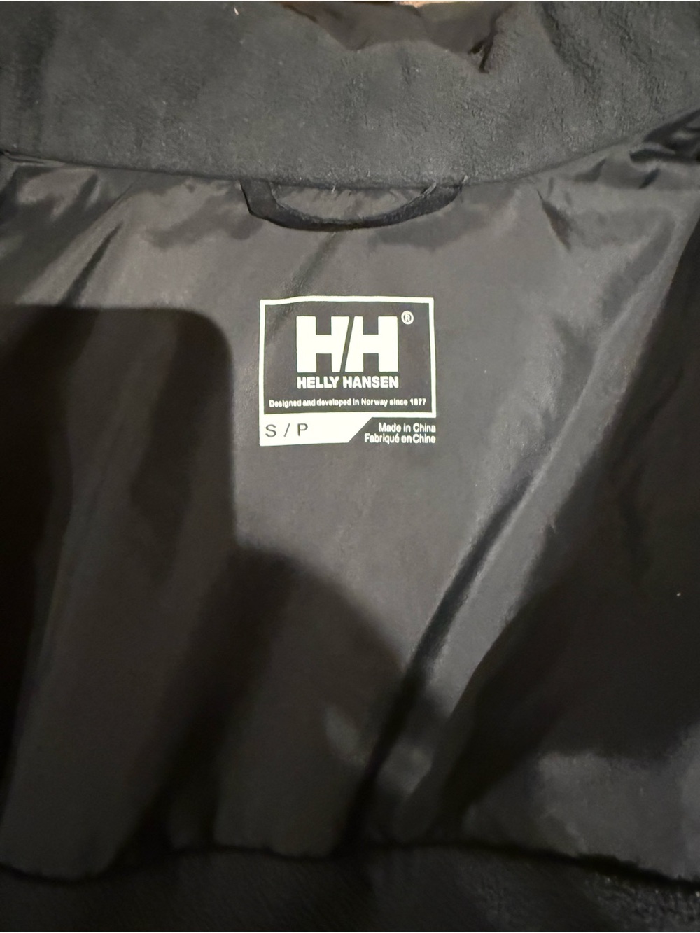 Helly Hansen Black Hooded Raincoat with White Zippers and Orange Pulls - Picture 5 of 6
